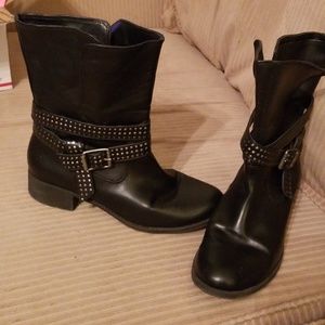 Simply Vera Wang Boots (9)